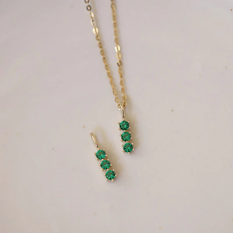Retro Grüner Zirkon Schlüsselbein Kettenhalskette | Shop Nory