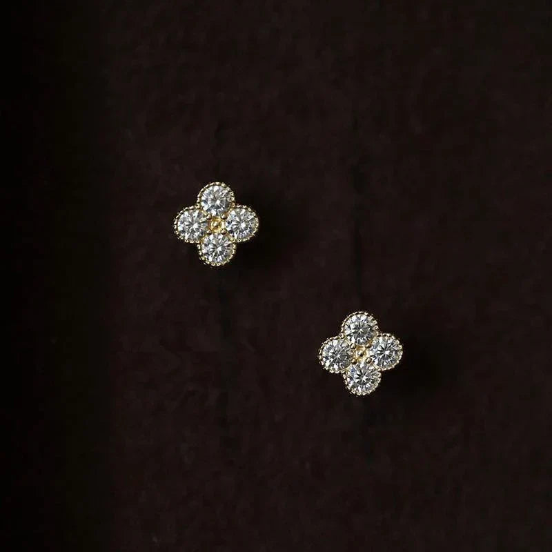925 Sterlingsilber Einfache Blumen Zirkon Ohrringe | Shop Nory