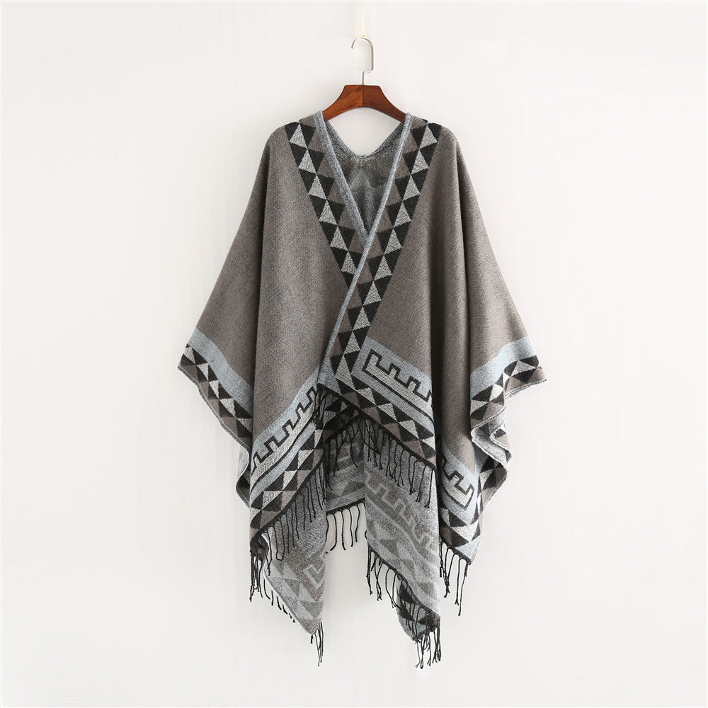 Damen Grobstrick-Poncho im Wickelstil mit Dreieck-Jacquard und Fransensaum Shop Nory