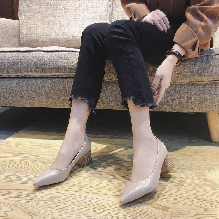 Damen elegante Spitzen Pumps mit komfortablem Blockabsatz Shopnory