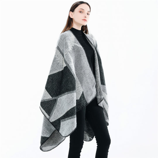 Damen Oversize-Geometrischer Jacquard-Poncho aus Wollmix Shop Nory