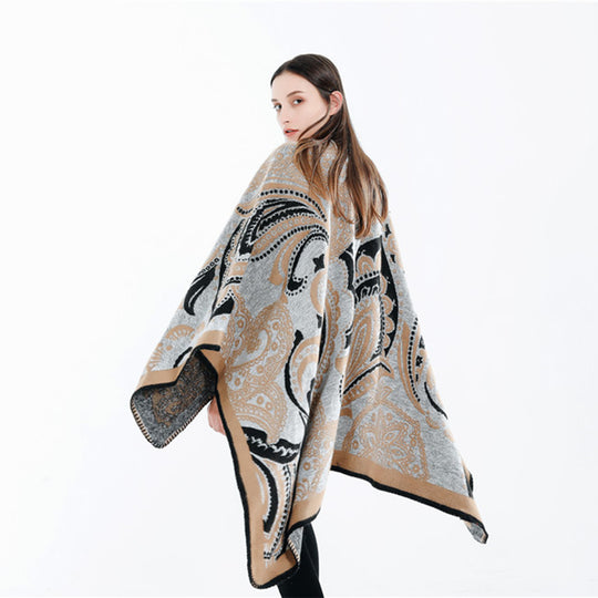 Damen Oversize-Ruana-Überwurf mit Paisley-Jacquard und Zierstichkante Shop Nory