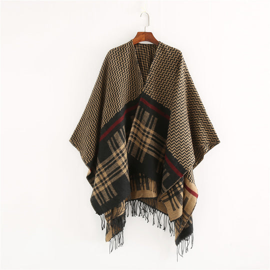 Damen Oversize-Umhangponcho aus Wollmix mit Karomuster, Zickzackjacquard und Fransensaum Shop Nory