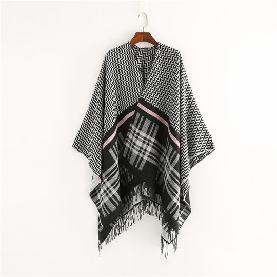 Damen Oversize-Umhangponcho aus Wollmix mit Karomuster, Zickzackjacquard und Fransensaum Shop Nory