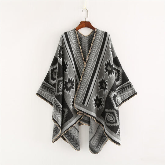 Damen Ethno‑Jacquard Ruana‑Poncho mit kastigem Oversize‑Fall und Zierkettelnaht Shop Nory