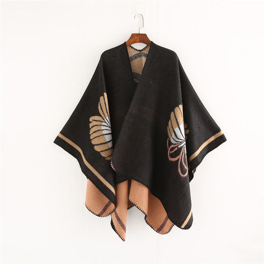 Damen Jacquard-Ruana mit floralem Intarsienmuster und zweifarbiger Wendekante Shop Nory