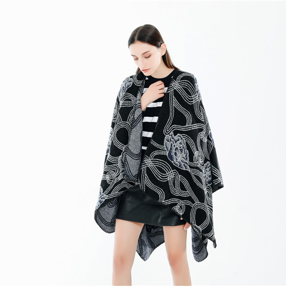 Damen Jacquard‑Ruana mit floralem Relief und kontrastierter Kettelnaht Shop Nory