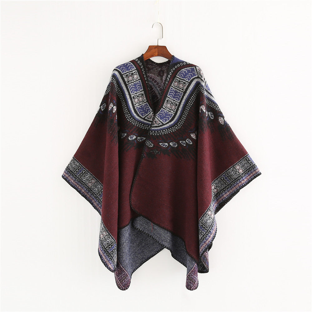 Damen Oversize-Ruana-Poncho im Ethno-Jacquard mit V-Ausschnitt und Bordürenkante Shop Nory