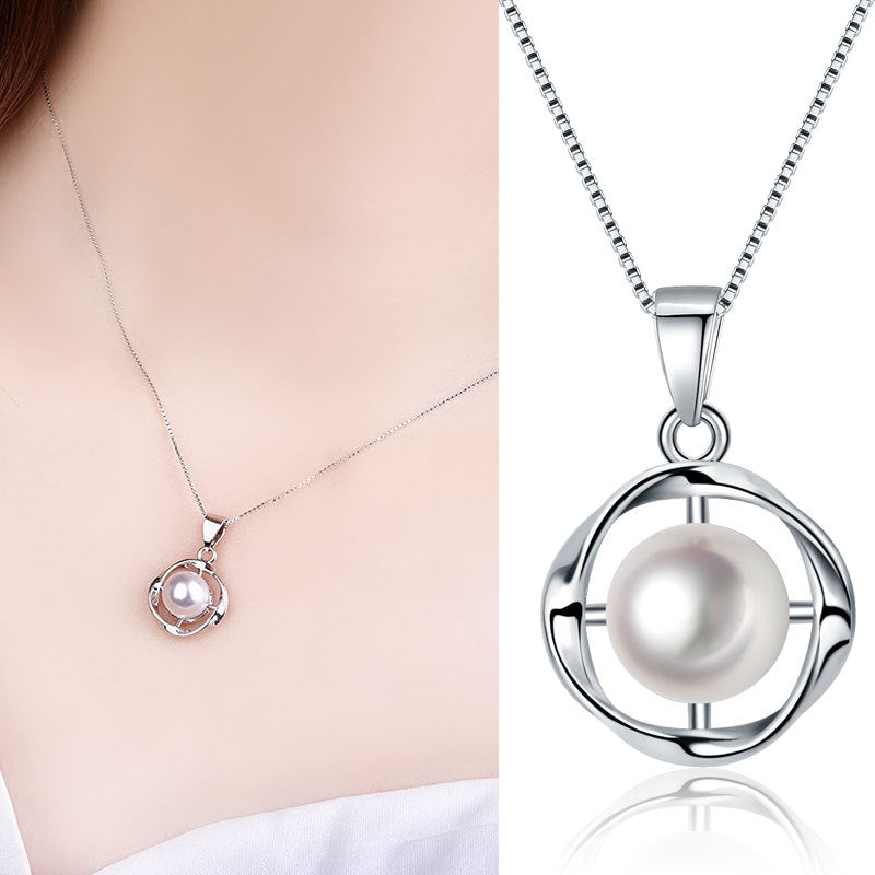 Damen Halskette mit kunstvollem Perlenanhänger in elegantem Design Shop Nory