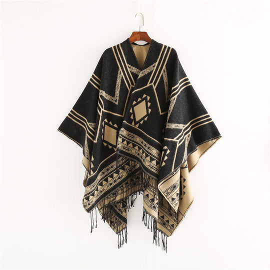 Unisex Ethno-Poncho aus weichem Strick mit Fransen und geometrischem Muster Shop Nory