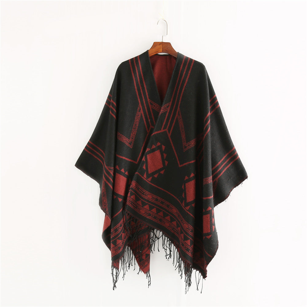 Damen Oversized Fransen-Poncho im Aztekenmuster aus Wollmix Shop Nory