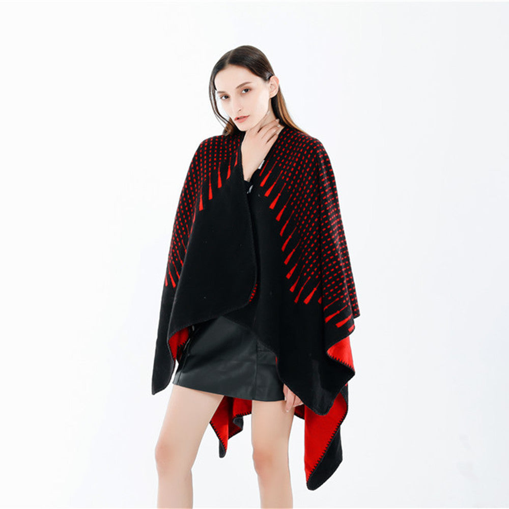 Damen Doppelter Wollmix-Umhang mit reversiblem Jacquard und kastiger Ruana-Silhouette Shop Nory
