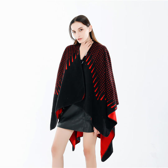 Damen Doppelter Wollmix-Umhang mit reversiblem Jacquard und kastiger Ruana-Silhouette Shop Nory
