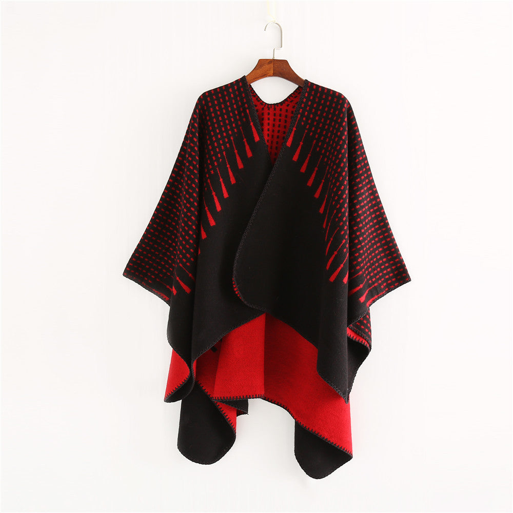 Damen Doppelter Wollmix-Umhang mit reversiblem Jacquard und kastiger Ruana-Silhouette Shop Nory