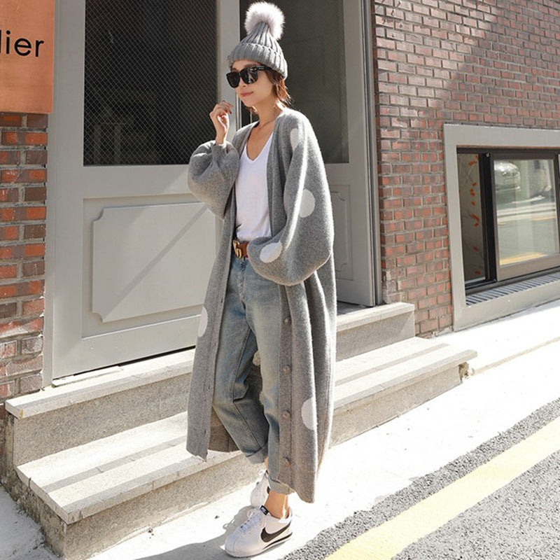 Damen Langer Oversize-Strickmantel mit großem Polka‑Dot‑Muster, Ballonärmeln und offener Front Shop Nory