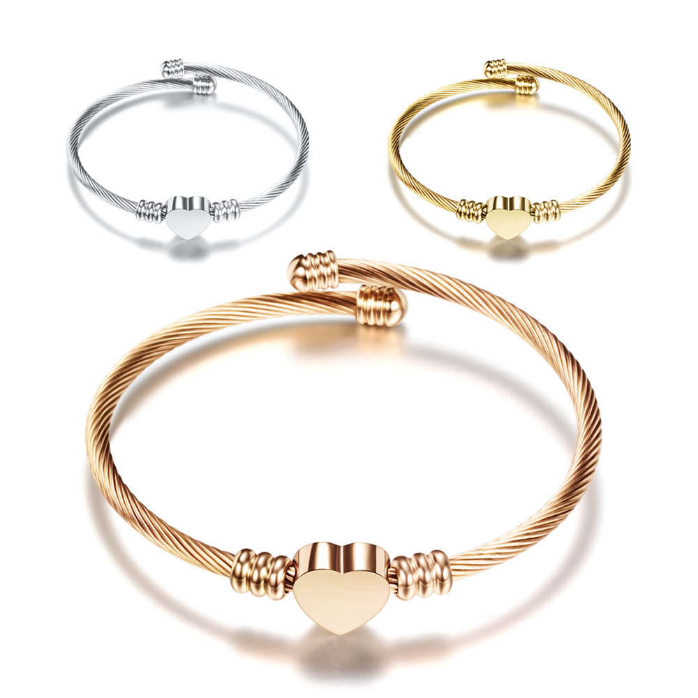Damen Armreif mit Herz-Design und elegantem Drahtmuster Shop Nory