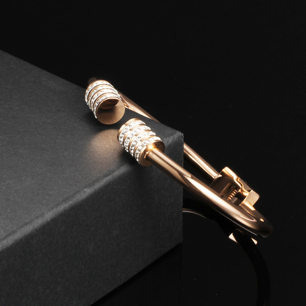 Damen Armreif mit funkelnden Kristallelementen Shop Nory