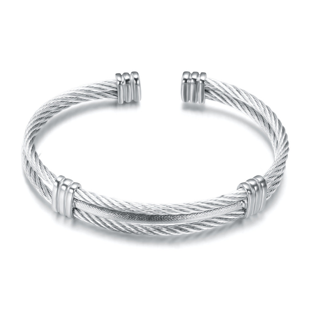 Herren Armband aus geflochtenem Edelstahl mit eleganten Akzenten Shop Nory