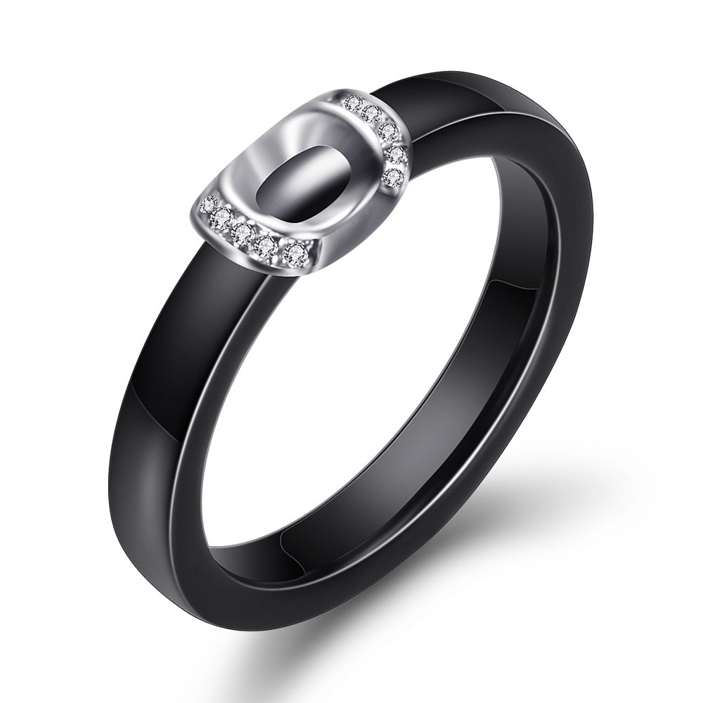 Damen Ring mit modernem, glattem Design und funkelndem Kristallbesatz Shop Nory