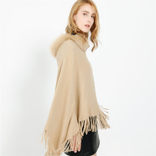 Damen Poncho‑Ruana mit Kunstfellkragen, Strukturjacquard und Fransensaum Shop Nory