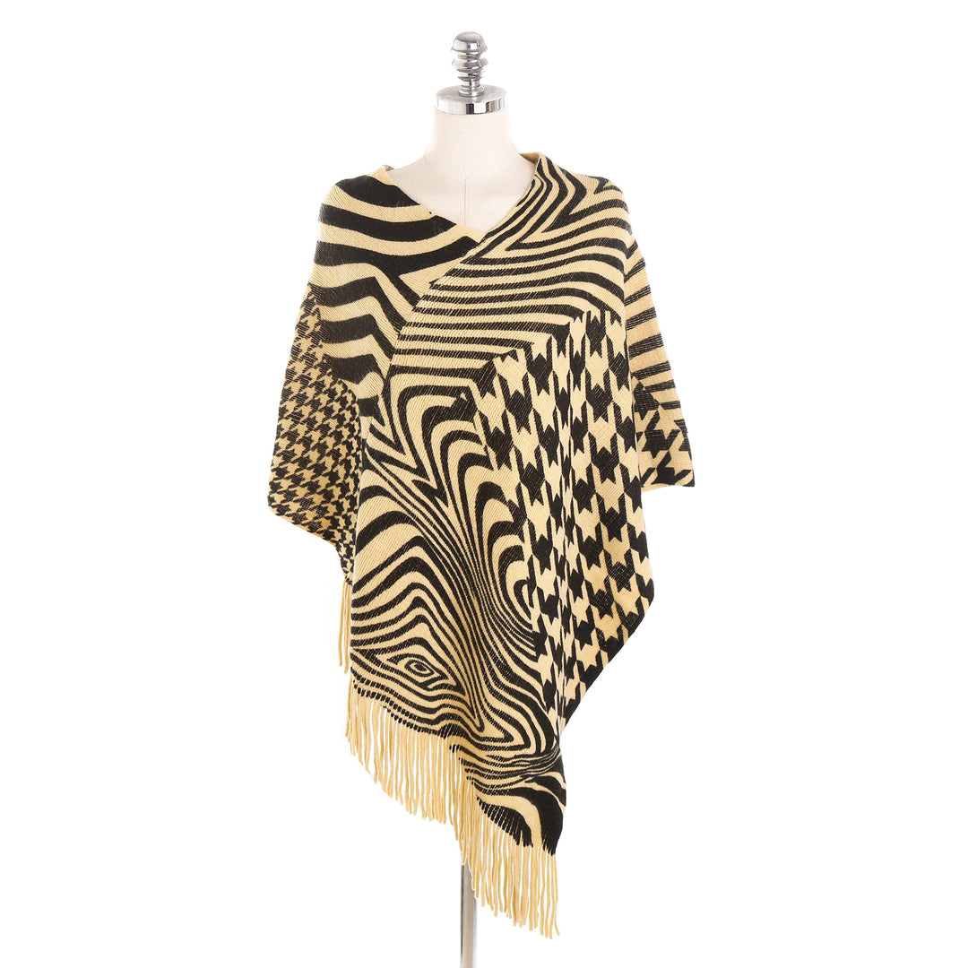 Damen Fransen-Poncho im Oversize mit grafischem Jacquard und asymmetrischem Zipfelsaum Shop Nory