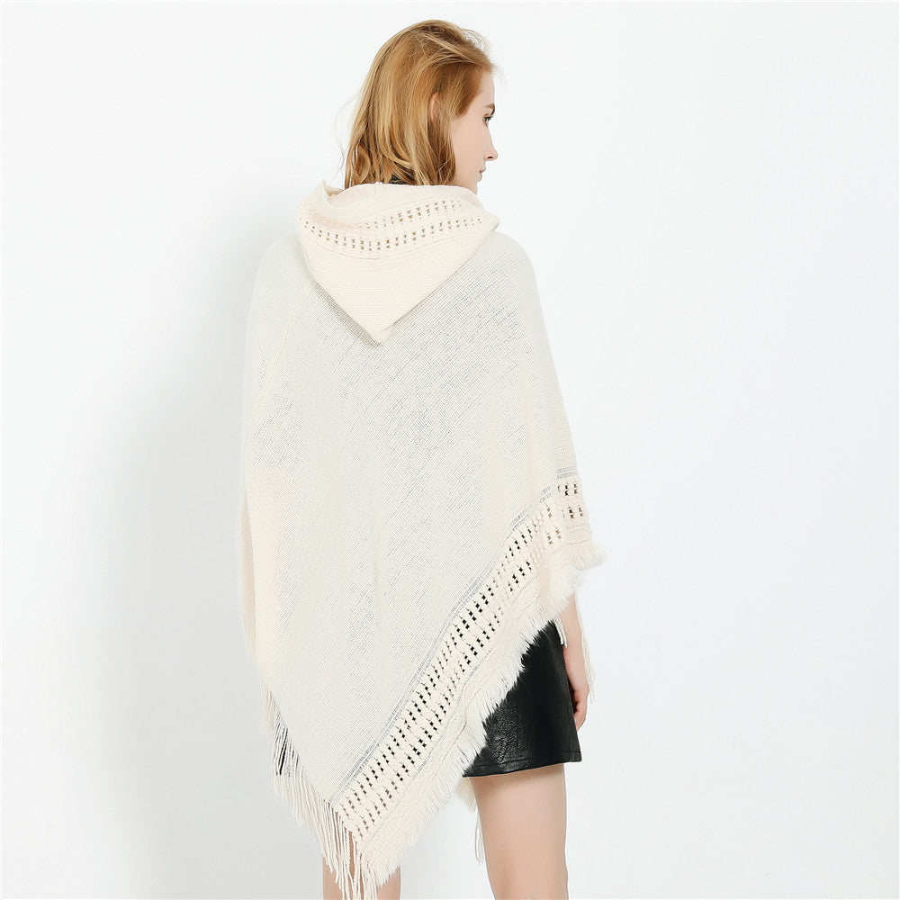 Damen Kapuzen-Poncho mit gehäkelter Bordüre und Fransensaum Shop Nory