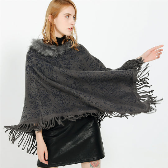Damen Poncho‑Ruana mit Kunstfellkragen, Strukturjacquard und Fransensaum Shop Nory