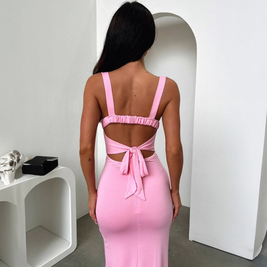 Kleid mit geteilten Neckholder-Hosenträgern