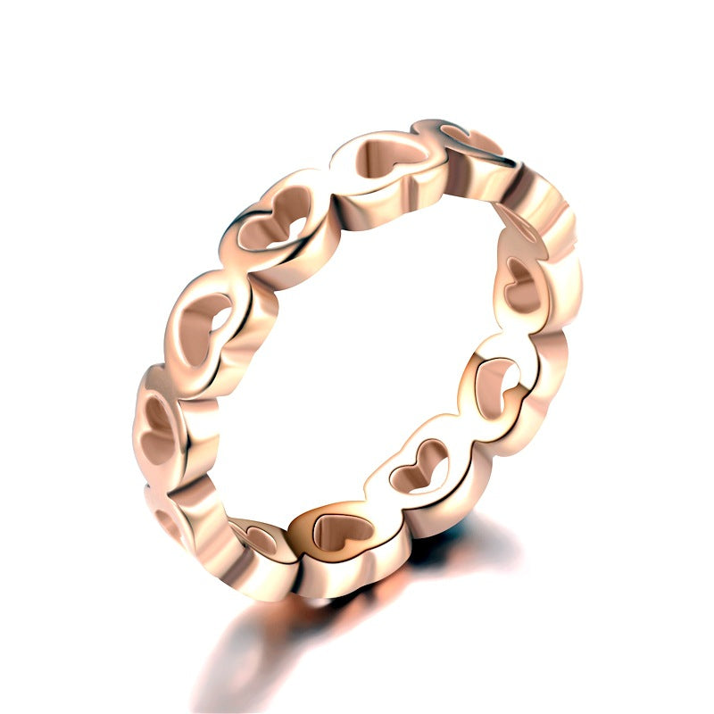 Damen Ring mit herzförmigem Design und funkelnder Oberflächenstruktur Shop Nory