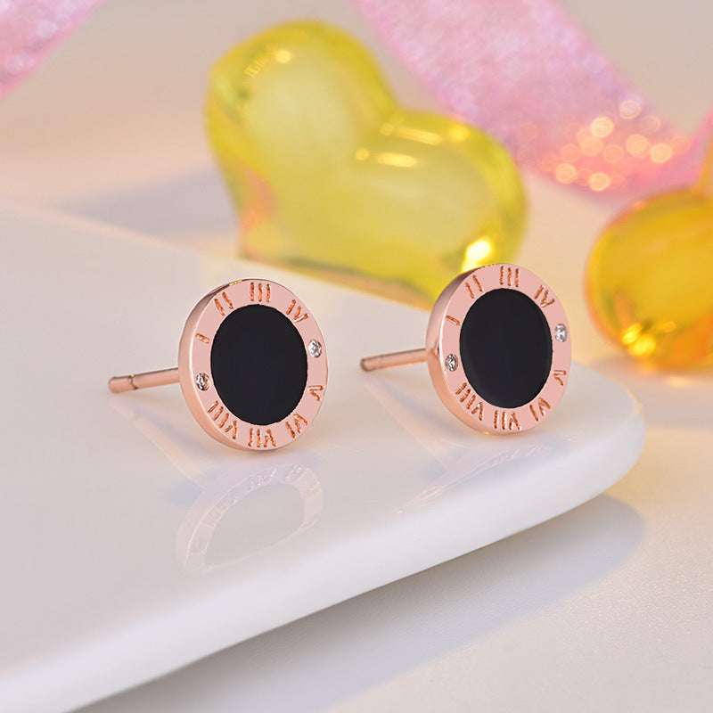 Damen Ohrstecker mit kunstvollem Design und funkelnden Akzenten Shop Nory
