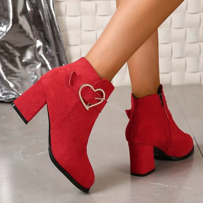 Damenstiefel mit Blockabsatz