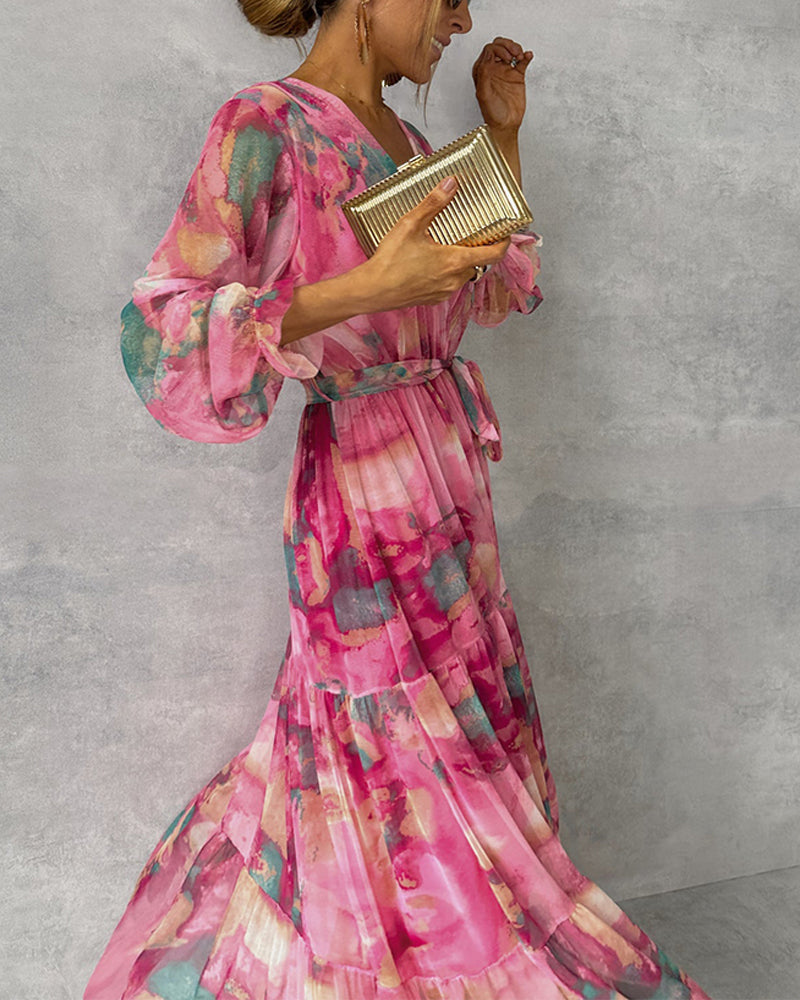 Elegantes Kleid mit Print und Plissiertem Rock