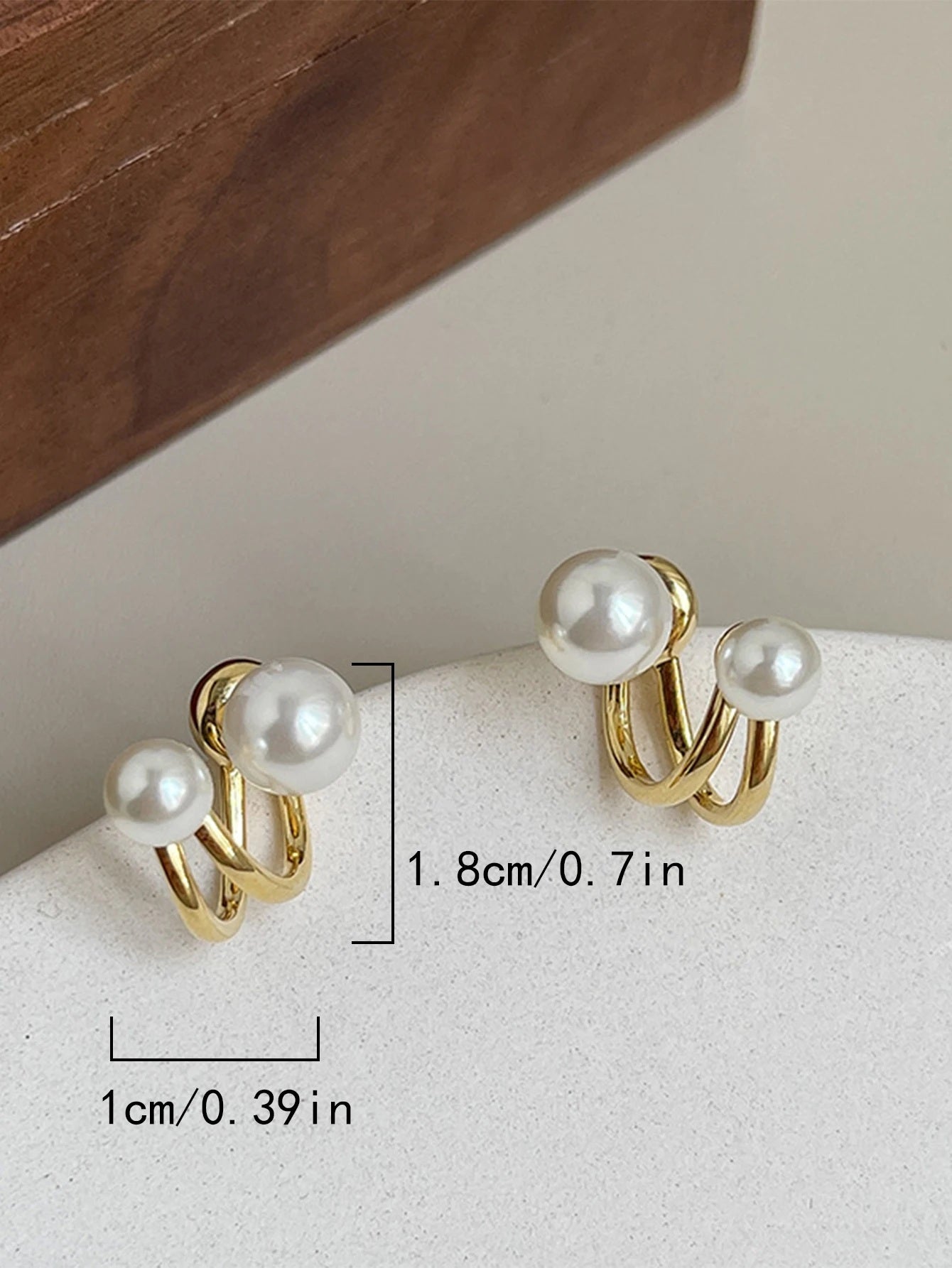 Damen Gold Doppelseitige Simulierte Perlen Doppelschicht0 Haken Stud Ohrringe | Shop Nory