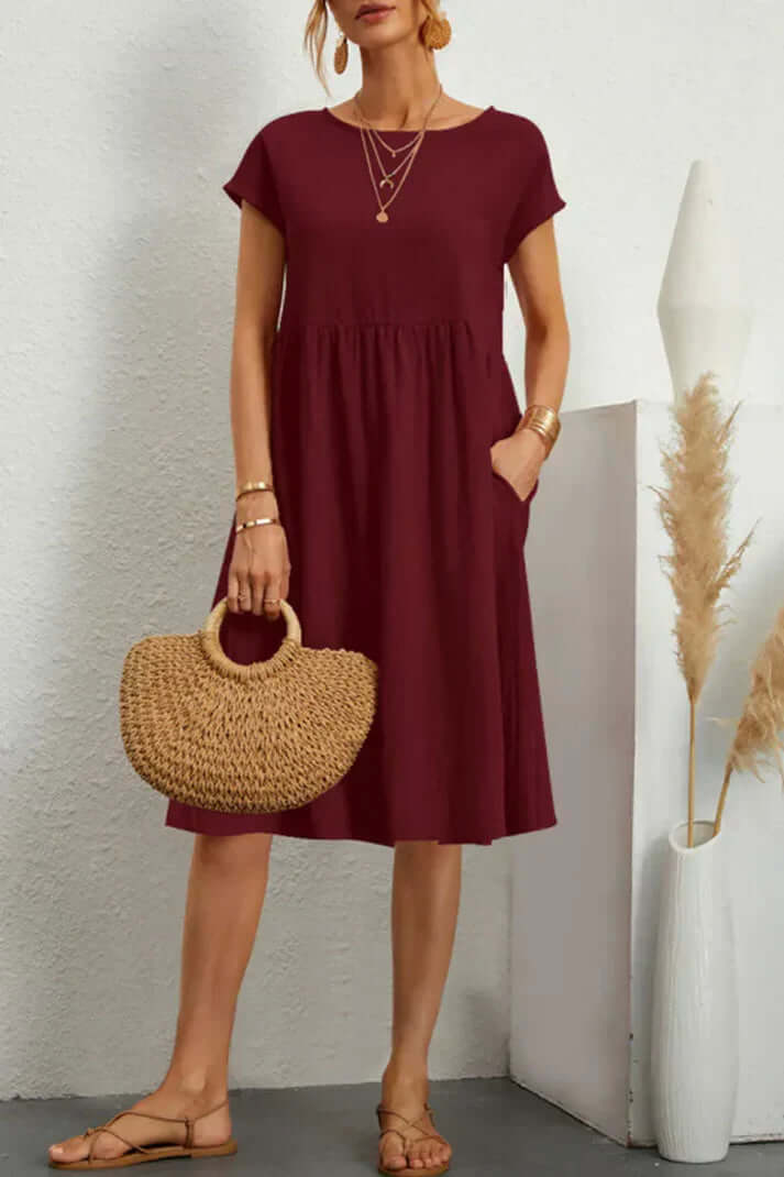 Einfarbiges, Lässiges Kleid mit Kurzen Ärmeln und Rundem Halsausschnitt