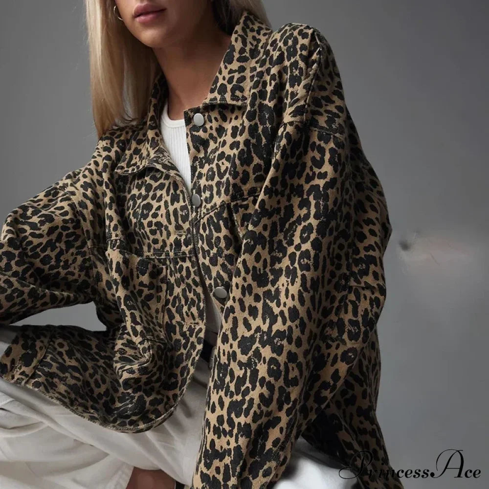 Slim Fit Denim Jacke mit Leopardenstickerei