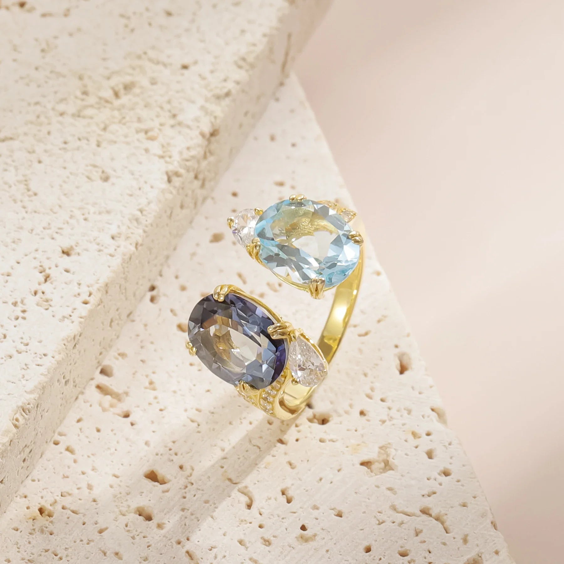 Toi et moi Ring Du und Ich Ring mit blauem Topas und mystischem Quarz einzigartiger Jubiläumsring | Shop Nory