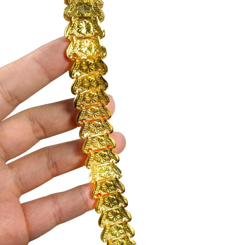 Herren Damen Unisex 24K Goldbeschichtete Breite Floral Geprägte Glieder Muster Armbänder | Shop Nory