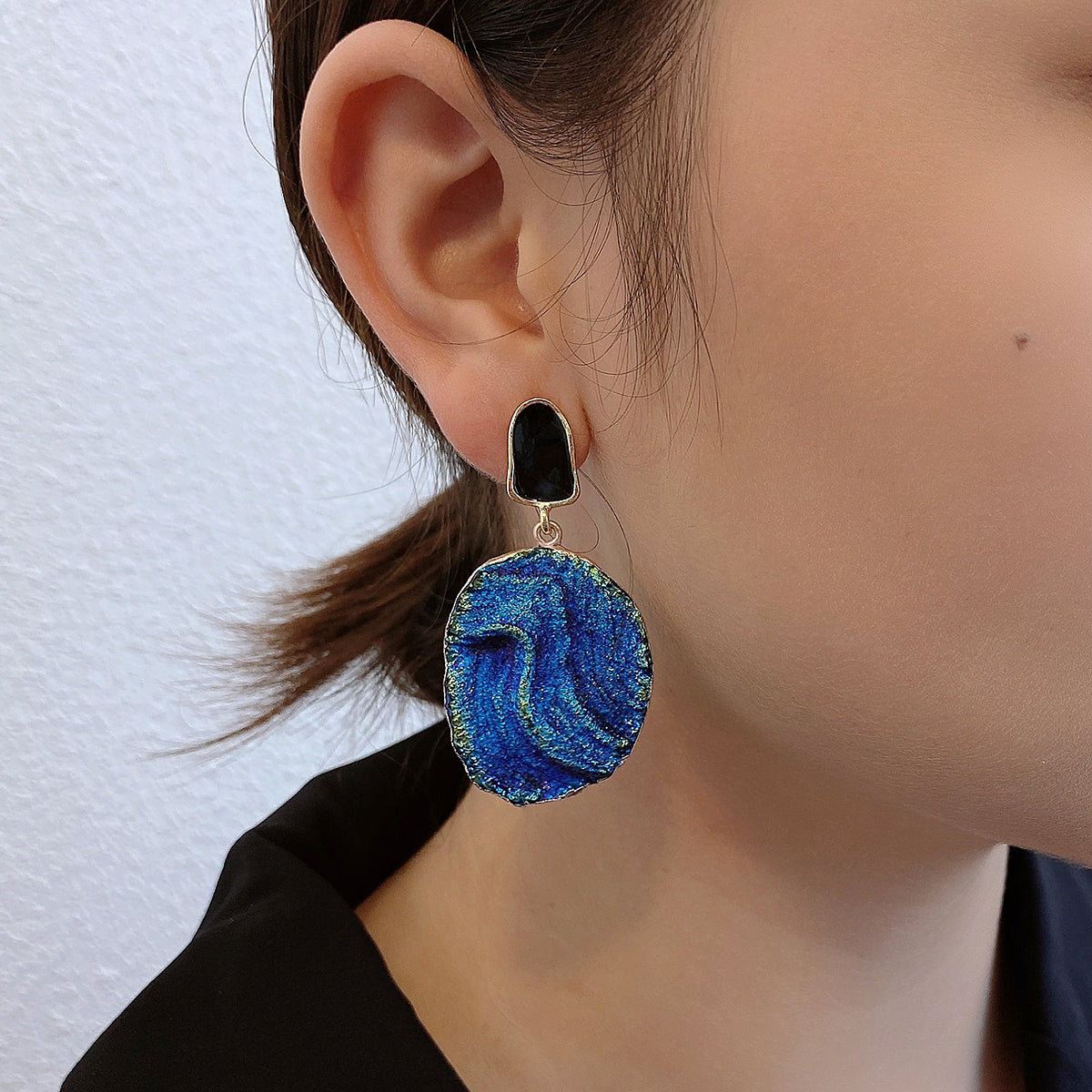 Damen Blaue Vintage Abstrakte Natürliche Runde Stein Vulkangestein Ohrringe | Shop Nory