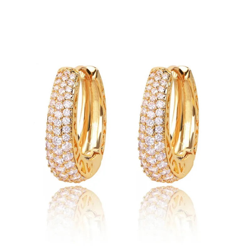 Damen Mädchen Luxus goldplattierte pave funkelnde CZ Stein Creole Huggie Ohrringe | Shop Nory
