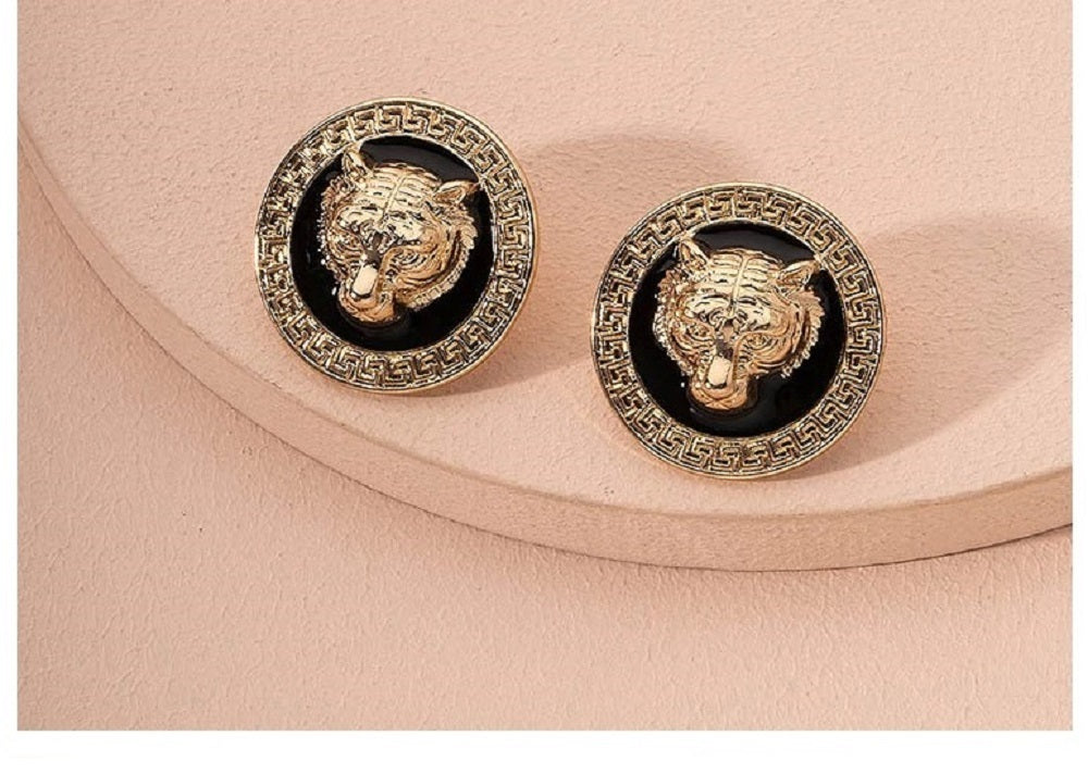 Damen vergoldete Tigerkopf Anhänger Stecker Ohrringe | Shop Nory
