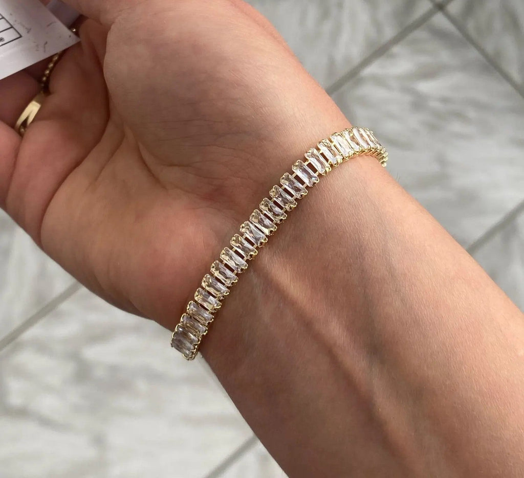 Damen Gold Rechteckige Edelstahl Cubic Zirconia Verstellbare Kettenarmbänder | Shop Nory