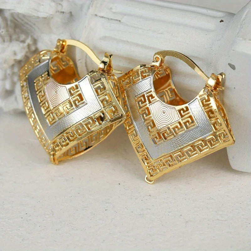 Damen Goldplattierte Zweifarbige Hohl-Ausschnitt Schicht Creolen | Shop Nory