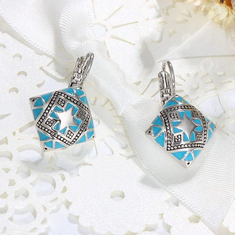 Damen Silber Blau Emaille Retro Quadratische Dangle Hook Ohrringe | Shop Nory