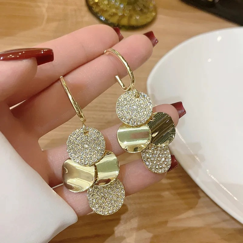 Damen vergoldete Überlagerung Kreise eingelegte Kristalle Hängehänger耳环 | Shop Nory