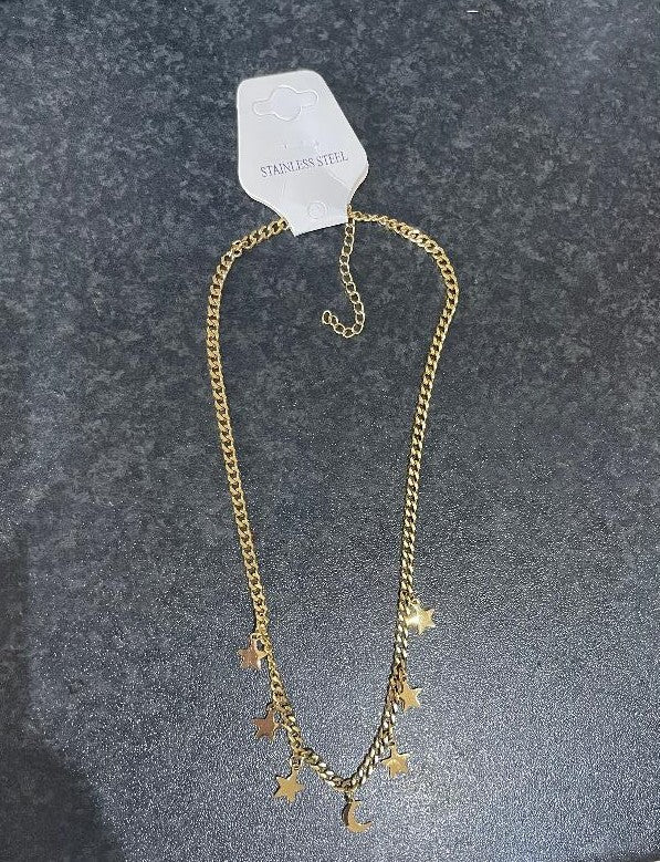 Goldbeschichtete himmlische Mond- & Sterne Hängende Charms Halskette | Shop Nory