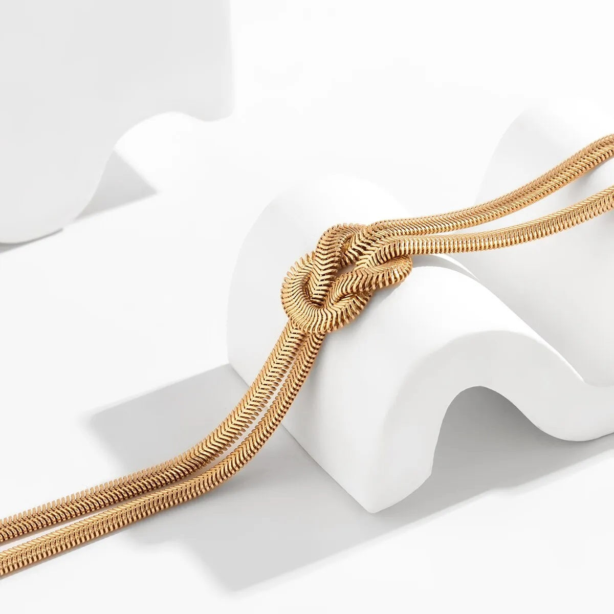 Damen Goldplattierte Knoten-Link Verstellbare Verdrehte Chunky Schlange Kette Halskette | Shop Nory