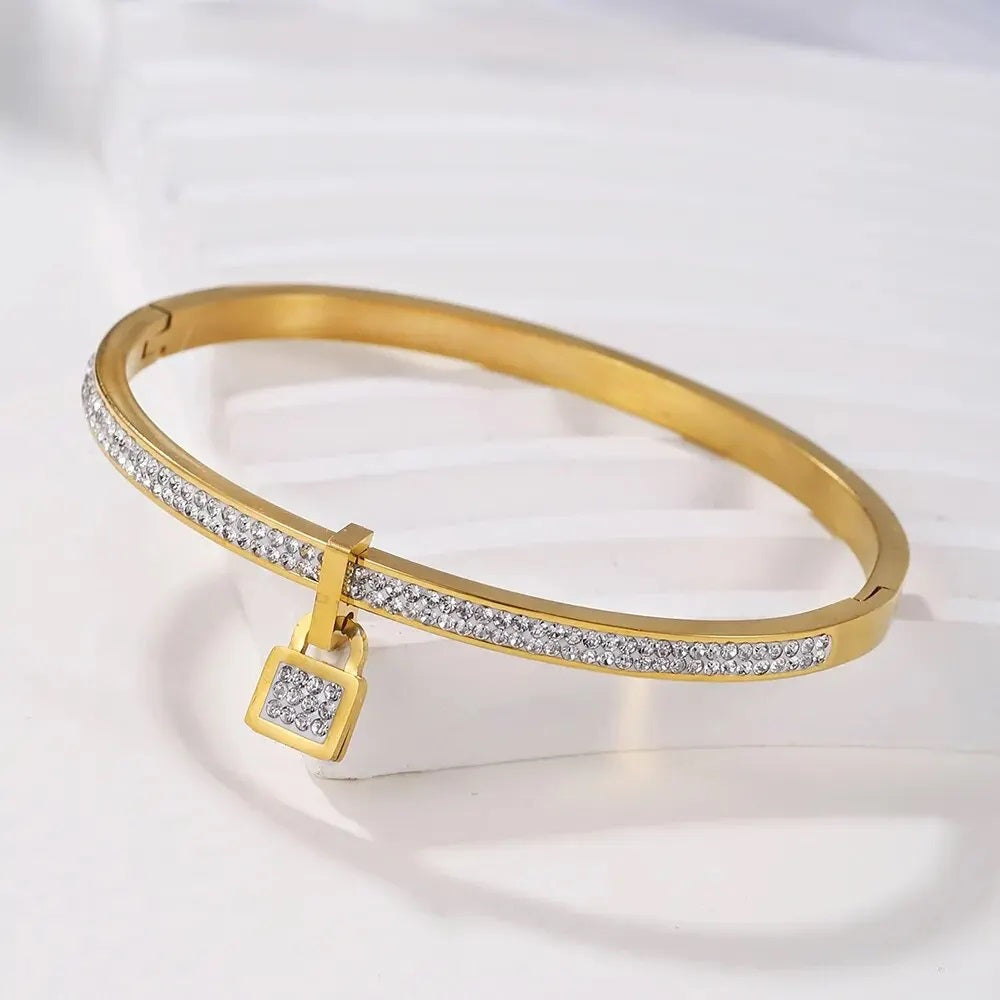 Damen Luxus Kristall Schloss Anhänger Titanstahl Armband Armreifen | Shop Nory