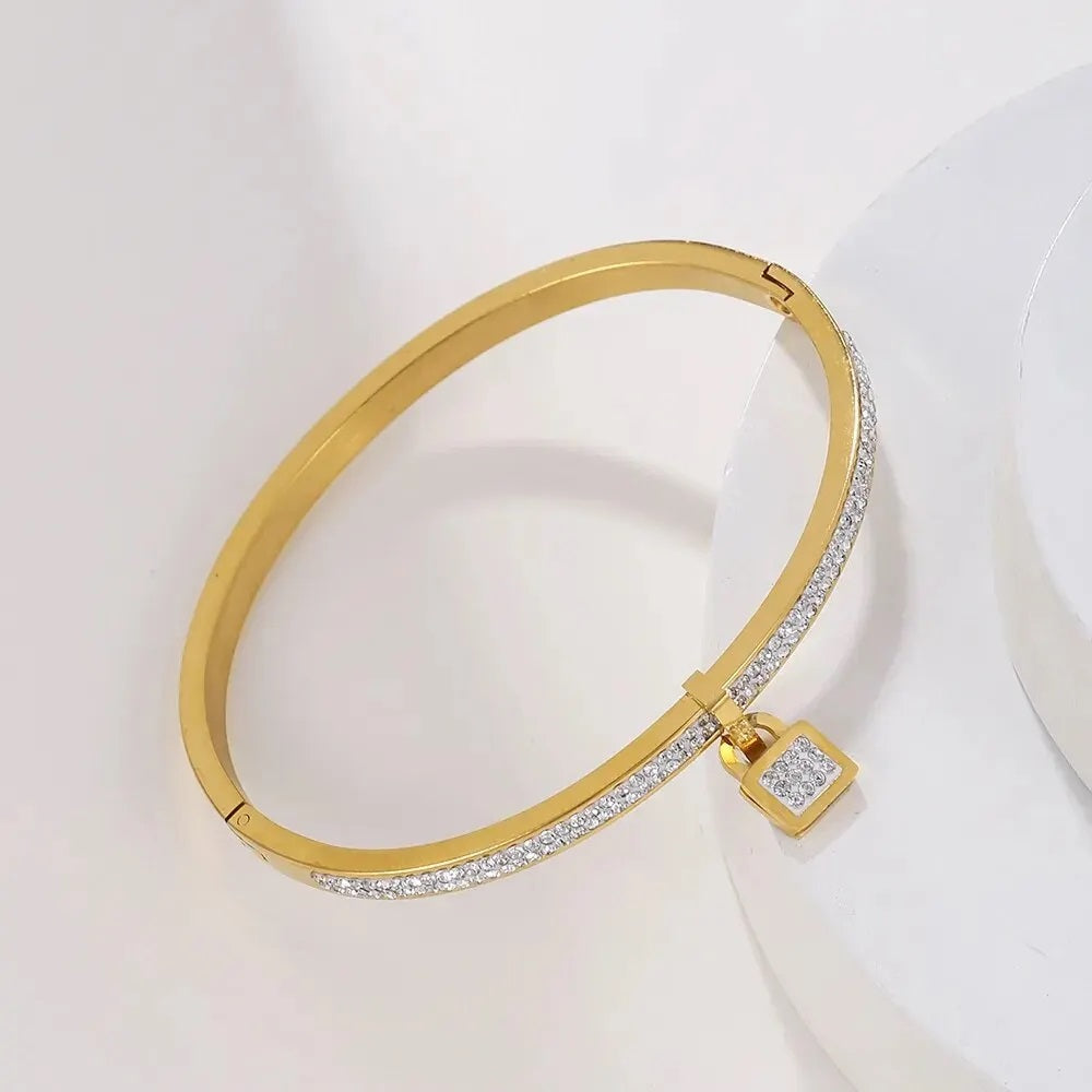 Damen Luxus Kristall Schloss Anhänger Titanstahl Armband Armreifen | Shop Nory