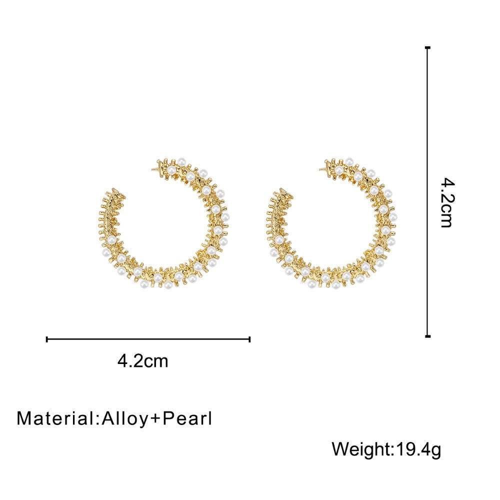 Damen Gold Runde Chunky Perle Einlage Geometrische C Form Stud Ohrringe | Shop Nory