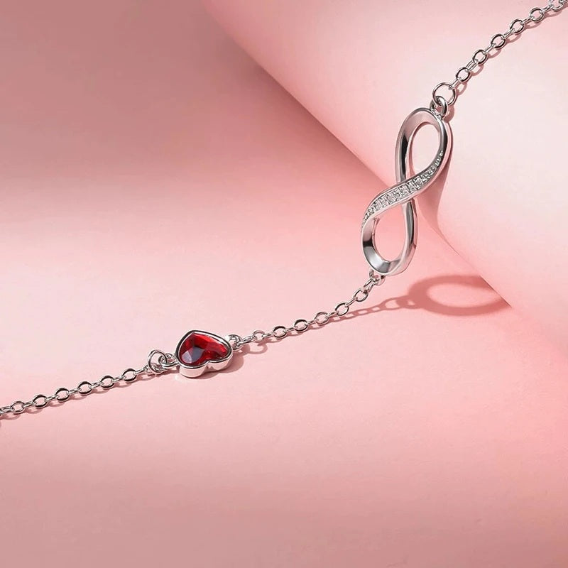Damen Silber Rote Herzförmige Kristall Unendlichkeit-Link Kettenarmband | Shop Nory
